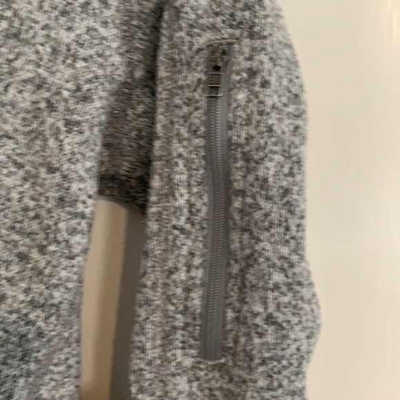 Women’s Patagonia 1/4 Zip Grey Size Small - Picture 2 of 4